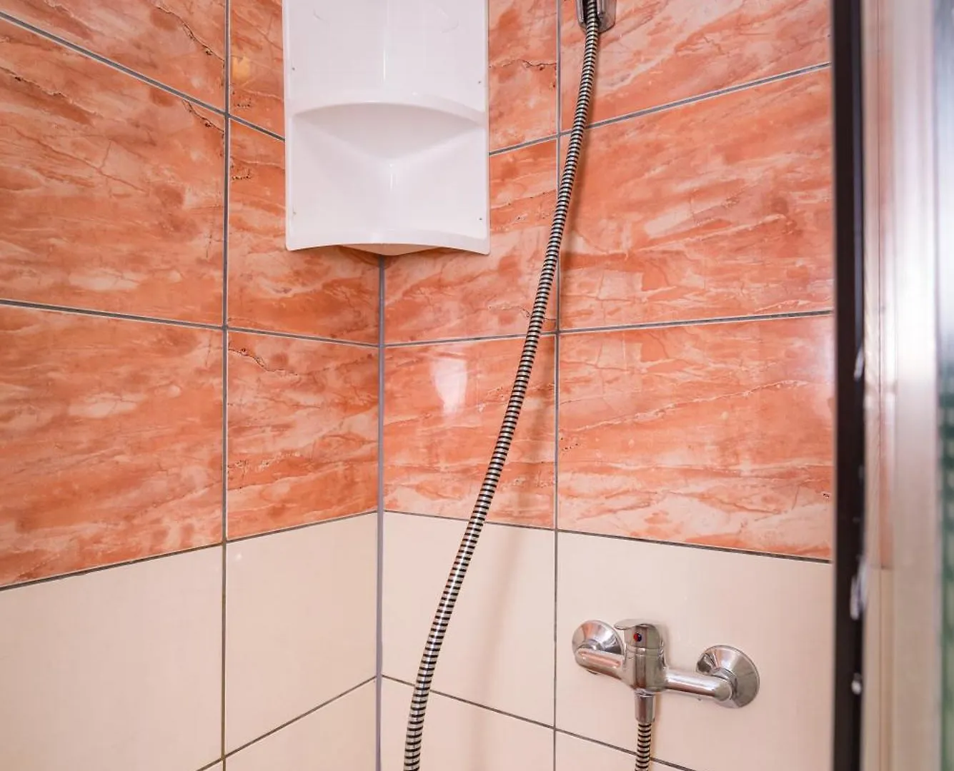 Studio And 2 Rooms Zadar City Walls Apartment